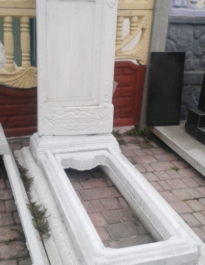 Пам`ятники бетонні