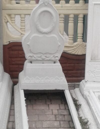Пам`ятники бетонні