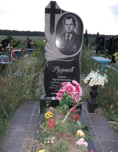 Пам`ятники гранітні