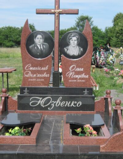 Пам`ятники гранітні